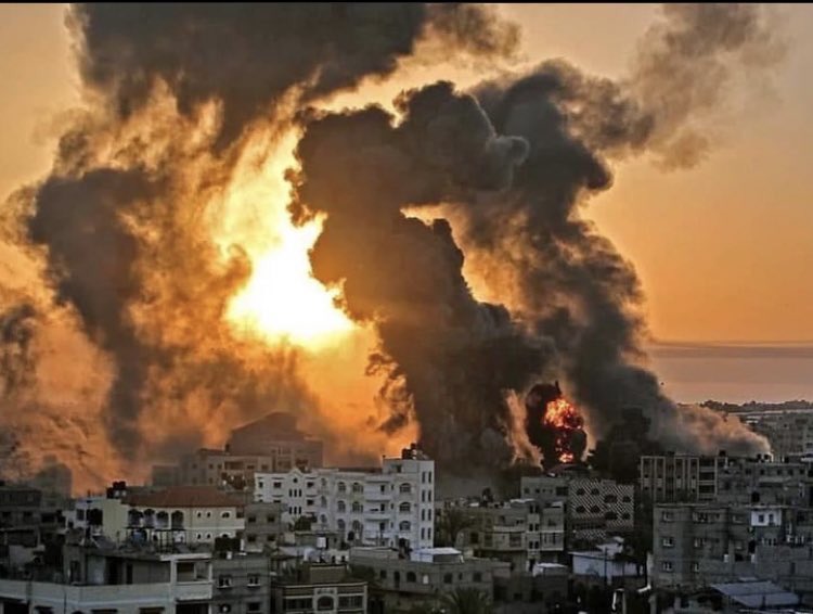 غزه تي اسرائيل پاران ڪيل بمباري جو سلسلو نه رڪجي سگهيو، وڌيڪ ٽيهه فلسطيني شهيد