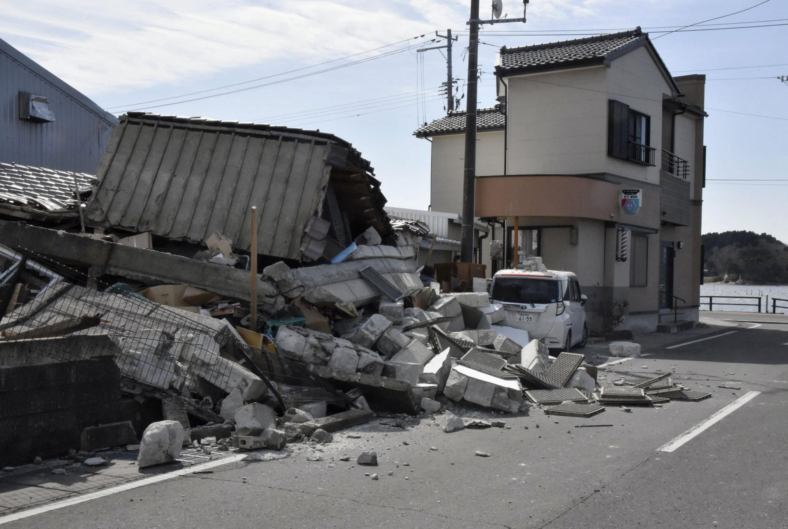 جاپان ۾ 7.3 شدت جو زلزلو، سونامي جي وارننگ جاري