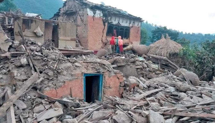 نيپال: زلزلي سبب لينڊ سلائيڊنگ دوران عورت فوت ٿي وئي