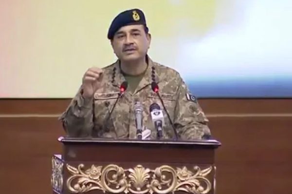 بلوچستان پاڪستان جي مٿي جو جهومر آهي، دهشتگردن جا 10 نسل به ڪجهه نٿا بگاڙي سگهن: آرمي چيف